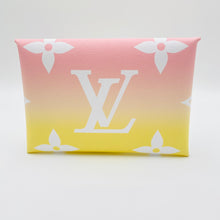 Load image into Gallery viewer, Louis Vuitton Pochette Set