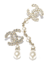 Load image into Gallery viewer, CHANEL Earrings